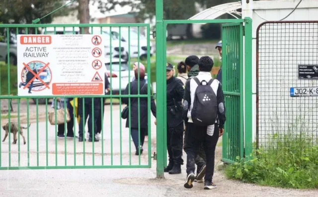 Dva Afganistanca uhićena nakon oružanog sukoba u Blažuju