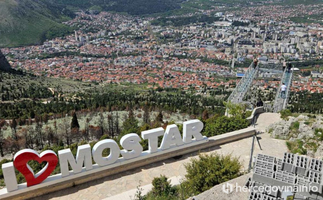 Prikupljena sva potrebna sredstva za liječenje Darisa iz Mostara