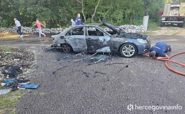 Izgorio automobil u Širokom Brijegu