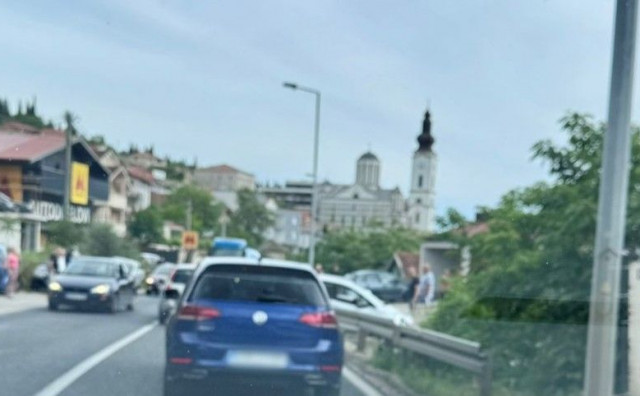 Prometna nesreća u Mostaru izazvala gužve