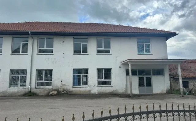 Nastavnik u Hercegovini napadnut na satu, institucije još šute