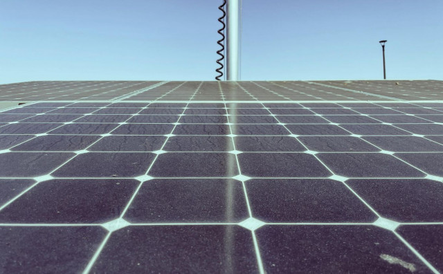 SAD istražuje kineske solarne invertere zbog sumnjivih komponenti