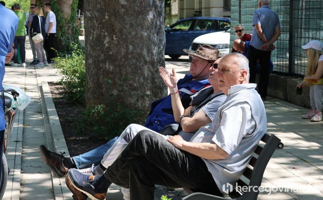'Tri posto za sve? Umirovljenici s najnižim mirovinama traže poštenije povećanje'