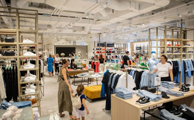 United Family traži više izvršitelja