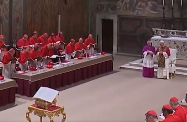 Vatikan objavio dirljivu gestu zahvalnosti novog pape, prvi put pokazali snimku iza zatvorenih vrata