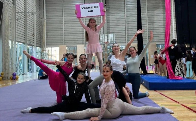 Mostarske plesačice na svili oduševile na natjecanju u Puli