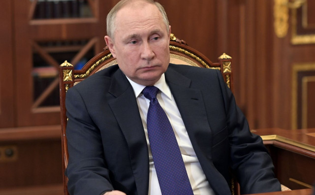EU uvodi 17. paket sankcija Rusiji, Putin poručuje: Idioti!