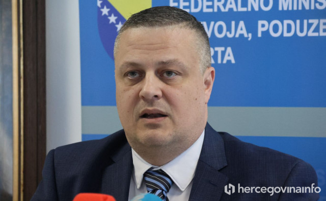 Kako je gostovanje mostarskog IT poduzetnika u podcastu dovelo do kaznene prijave protiv ministra Vojina Mijatovića