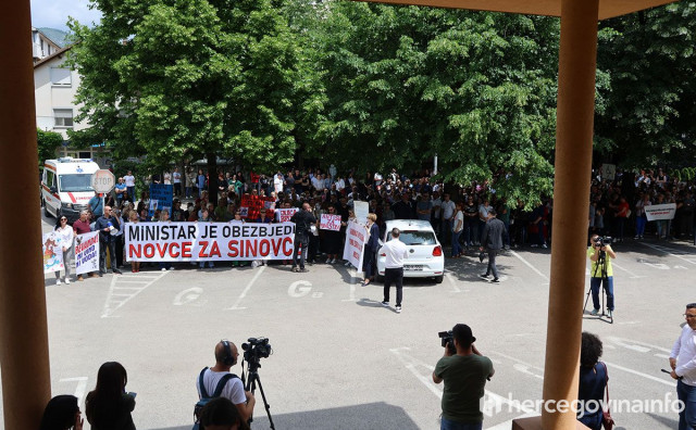 Zdravstvo prosvjedna šetnja