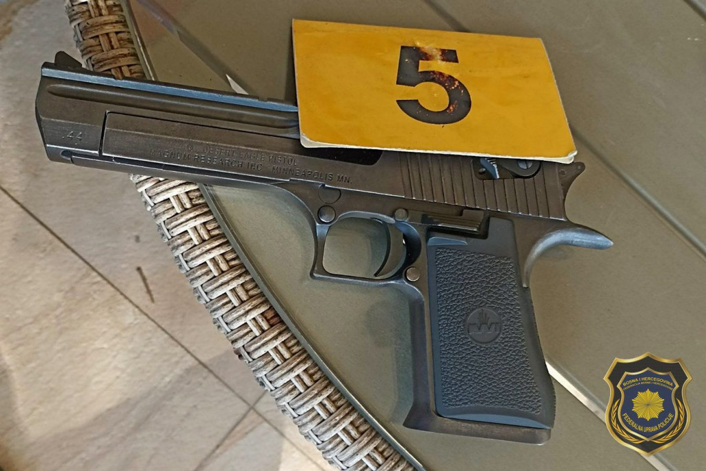 Oružje pronađeno u kući u Ljubuškom