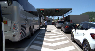 Integrirani granični prijelaz Zupci nije ispunio očekivanja, čeka se i po četiri sata
