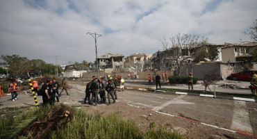 Iran raketirao Tel Aviv nakon noćnog napada Amerike
