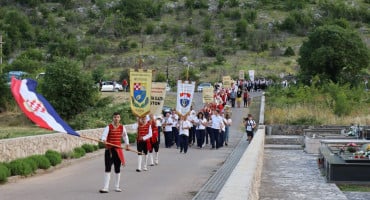 Ivanjski krijesovi