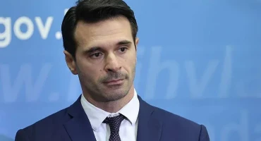 Ministar Vedran Škobić