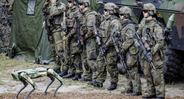 Nijemci prave zaokret i kreću u masovno naoružavanje
