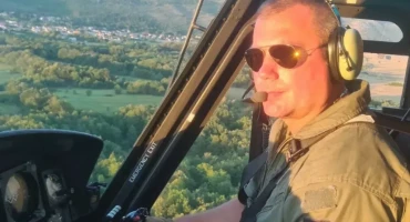 Piloti Oružanih snaga prvo pomogli ozlijeđenoj ženi u nesreći kod Gruda pa otišli gasiti požar