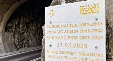 Ploča za stradale kod tunela kod Čapljine