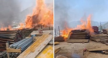 Požar građevinskom materijala u Mostaru u naselju Opine