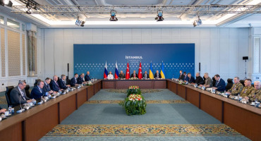 U Istanbulu održani pregovori Rusije i Ukrajine dan nakon povijesnog napada dronovima