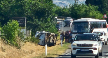 Sudar autobusa i kombija u blizini Zračne luke Mostar