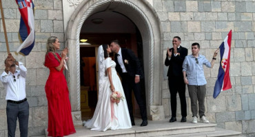 Vjenčanje Mateja Hrstića i Nikoline Perić