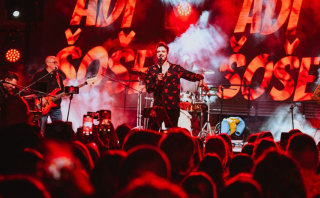 Adi Šoše održava koncert u svom Mostaru