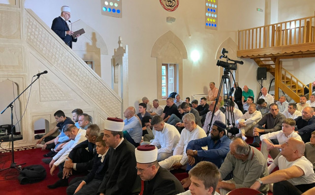 Bajramska poruka iz Mostara: Ustrajmo na putu vrijednosti, a ne prolaznosti