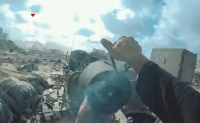 Izraelski vojnici živi izgorjeli u oklopnom vozilu nakon ubačene bombe