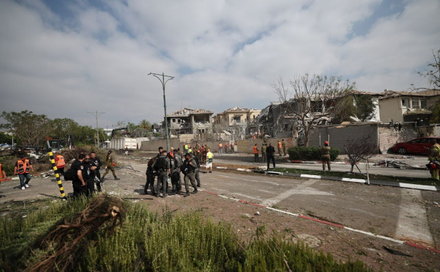 Iran raketirao Tel Aviv nakon noćnog napada Amerike