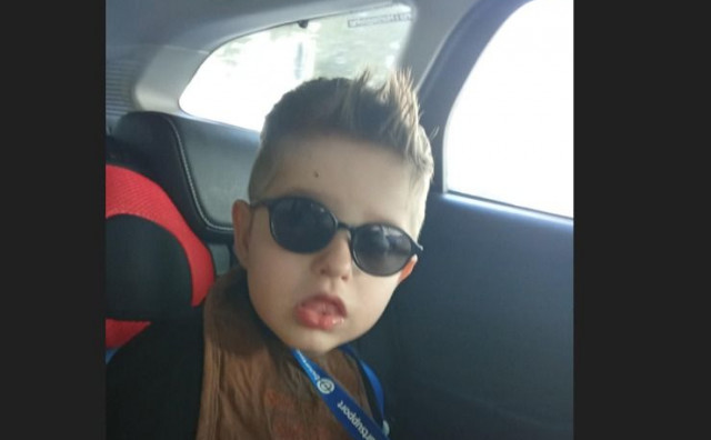 Maleni Jasmin iz Mostara vodi tešku životnu bitku i treba našu pomoć