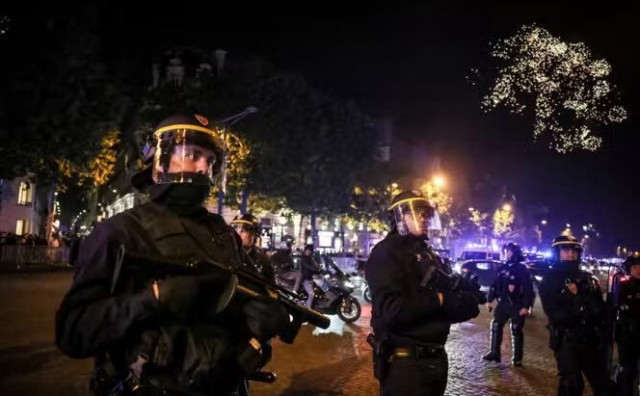 Kaos Pariz