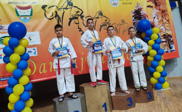 Mostarski karatisti vrlo uspješni među više od 450 natjecatelja