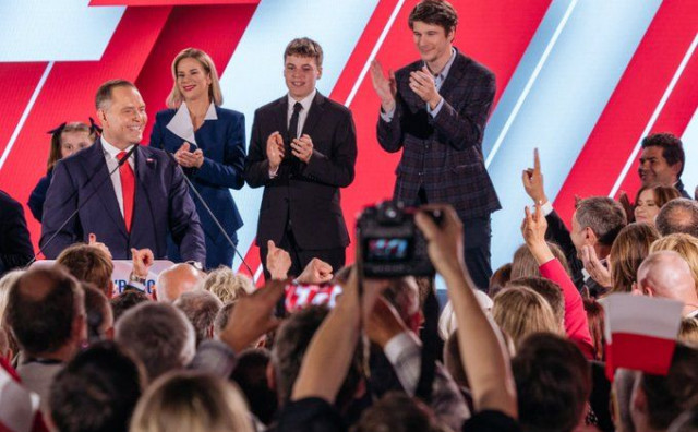 Povjesničar, boksač i Trumpov simpatizer – Karol Nawrocki novi lider Poljske