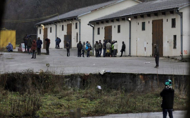 Federalni zastupnici zahtijevaju zatvaranje migrantskog kampa u Blažuju