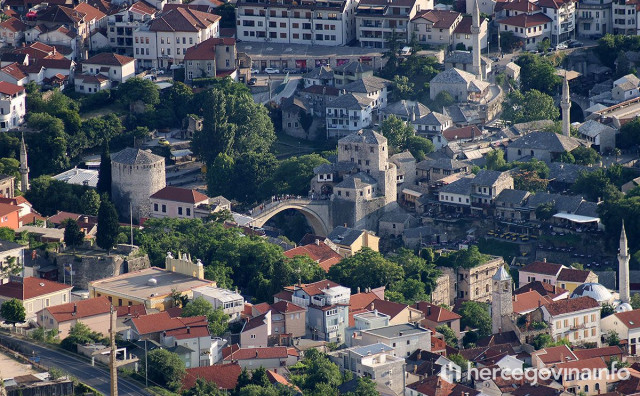 panorama Stari most i stari grad