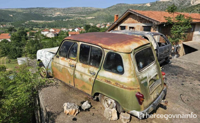 Neodgovorno paljenje vatre u Rodoču završilo zgarištem u dvorištu