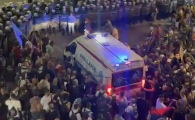 Snimka koja demantira ravnatelja srpske policije: Tko je stvarno blokirao Hitnu u Beogradu?