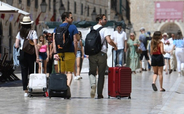 Manji broj turista u Hrvatskoj, nautičari sve manje jedu u restoranima