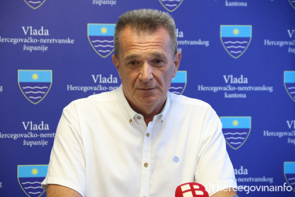 Eniz Čolaković 