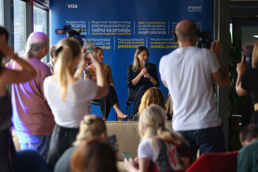 Kompanija Visa predstavila projekat digitalizacije u Starom Gradu