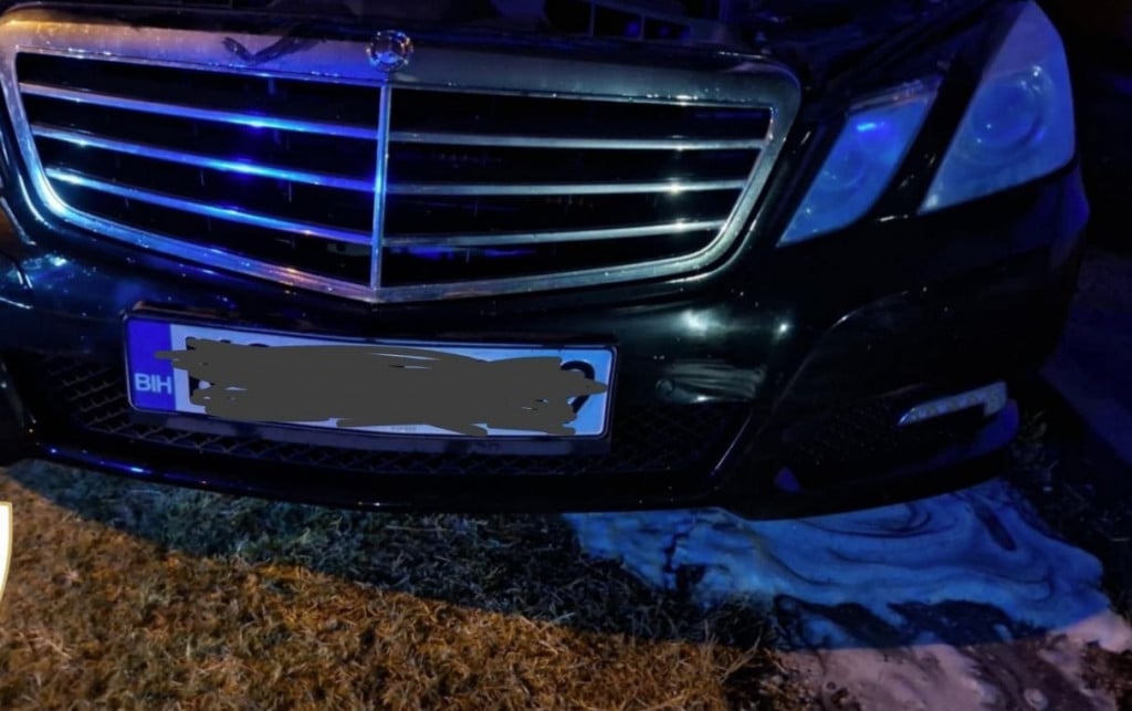 Potpuno izgorio automobil u naselju Rudnik