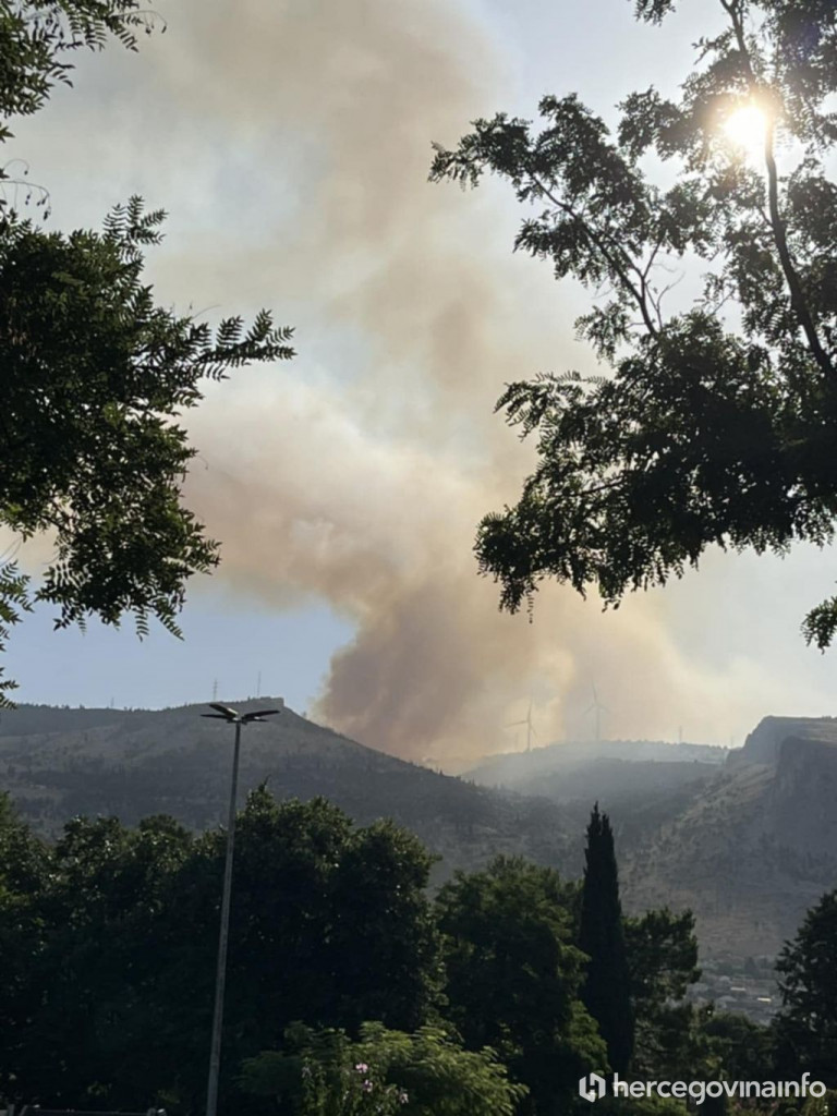 Požar na brdu Fortica iznad Mostara