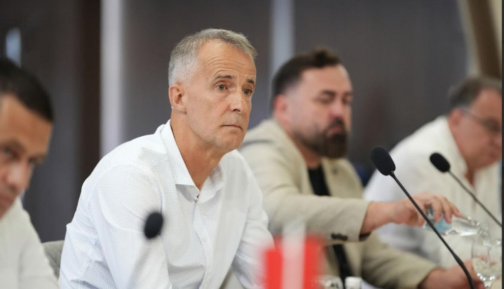 Radni sastanak Uprave FK Veleža i predstavnika vlasti