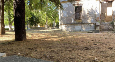 Počelo čišćenje ruševine oko kuće Mujage Komadine, provjerili smo o čemu se radi