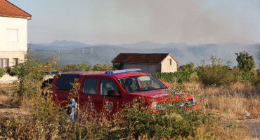 Ponovno aktivan požar na Gubavici