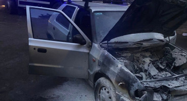 Požar na vozilu u mostarskom naselju