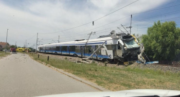 Stravična nesreća u Hrvatskoj, kamionom podletio pod vlak i poginuo