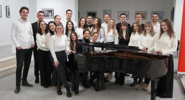 Mladi iz cijele BIH okupljeni oko zbora Amadeus poklonit će Mostaru još jedan koncert