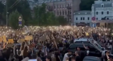 Tisuće Ukrajinaca na ulicama nakon što je Zelenski potpisao kontroverzni zakon