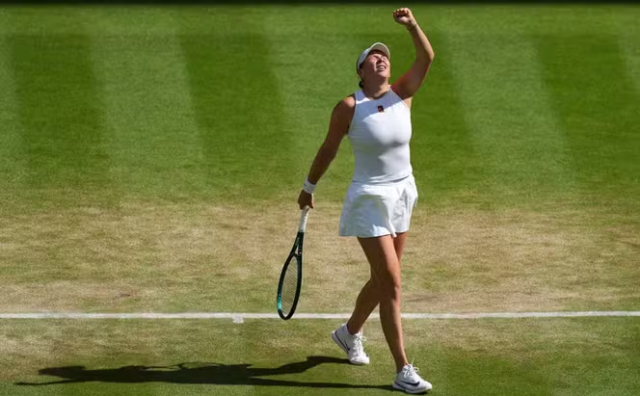 Swiatek i Anisimova igraju susret vrijedan titule 'kraljice Wimbledona'